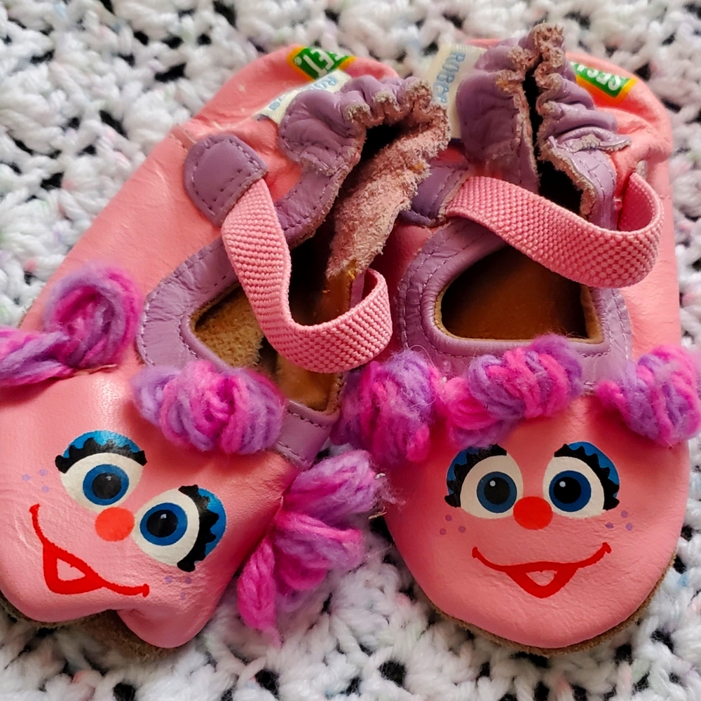 Robeez Abby Cadabby 6-12 month